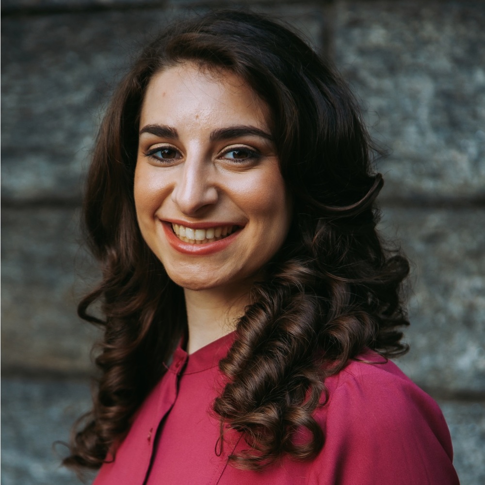 Meet your Posher, Esther